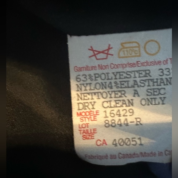 Frank Lyman Black Bubble Dress
Frank Lyman Design🦋 - Picture 6 of 10